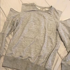 Zella “Tear It Up” cold shoulder sweatshirt